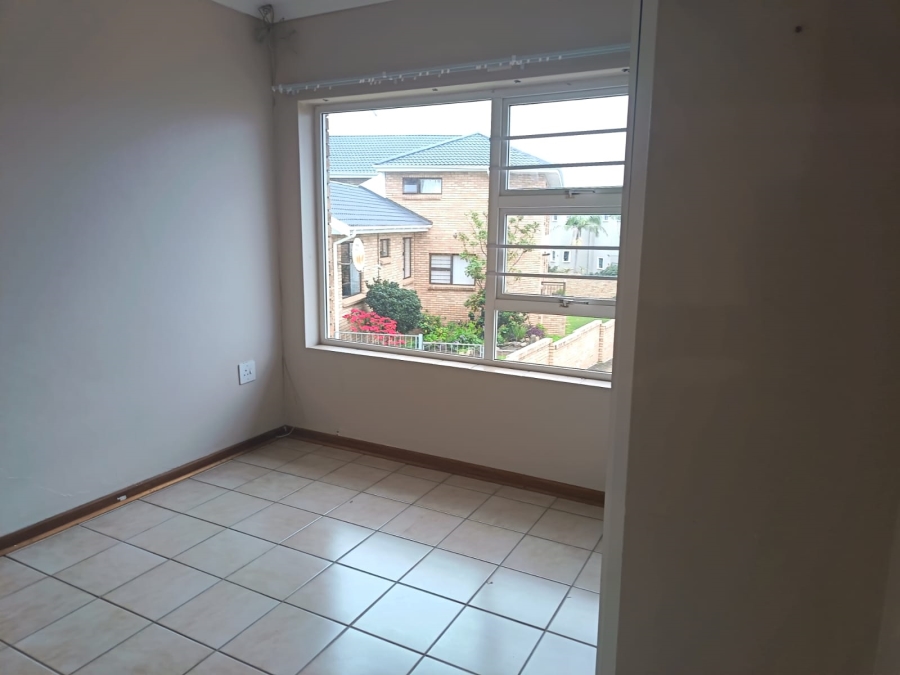 2 Bedroom Property for Sale in Wavecrest Eastern Cape